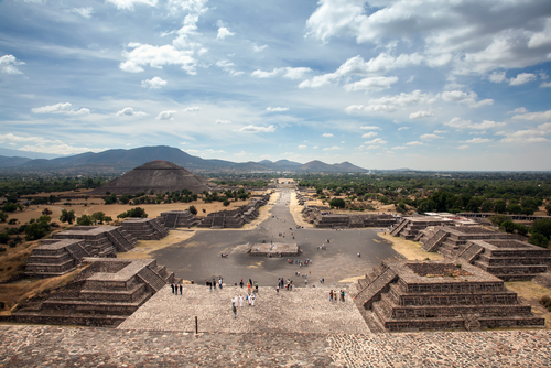 Calzada de los Muertos en Teotihuacan