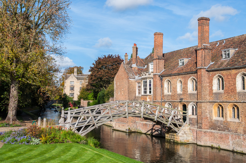 Puente de Newton en Cambridge