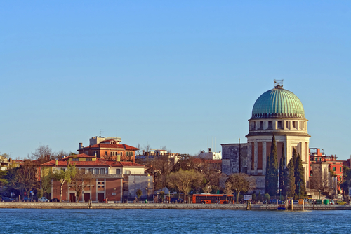 Lido en la laguna de Venecia