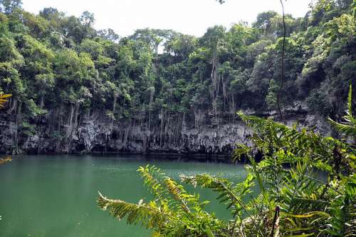 Los Tres Ojos en República Dominicana