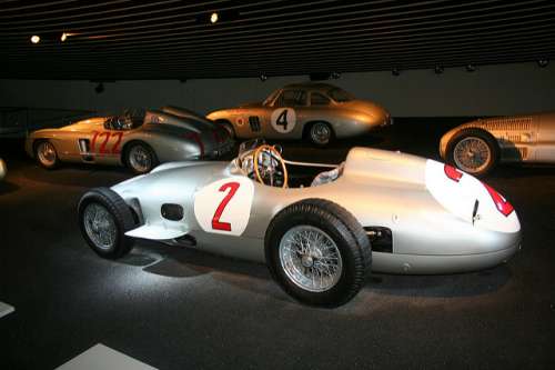 MErcedes Benz Museum en Stuttgart
