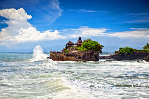 Vista de Tanah Lot en la isla de Bali
