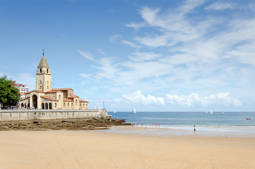 Playa de San Lorenzo en Gijón