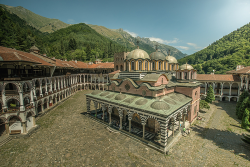 El monasterio de Rila en Bulgaria, lugar de peregrinación
