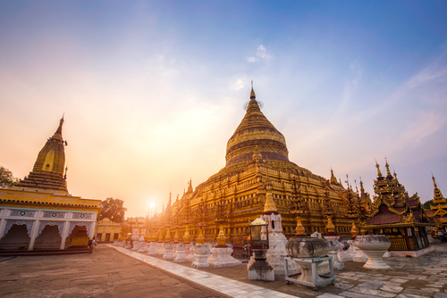 Pagoda de Shwezigon en Birmania