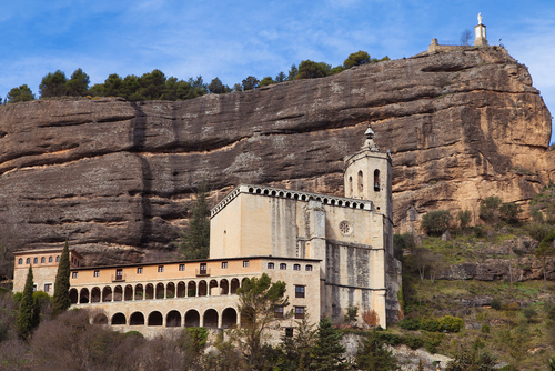 Basílica de la Virgen de la Peña en Graus