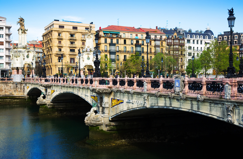 Puente de María Cristina en San Sebastián