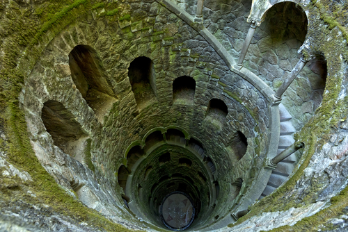 Pozo iniciático en Quinta da Regaleira