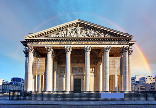 Fachada del Panteón de París