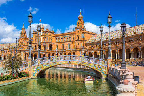 Puente de la Plaza de España de Sevilla