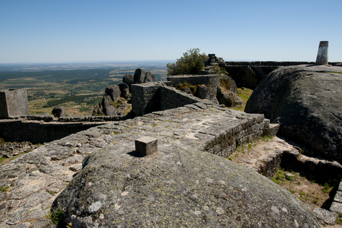 Castillo de Monsanto