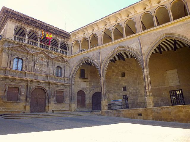 Lonja y Ayuntamiento de Alcañiz 