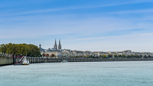 Puerto de la Luna en Burdeos