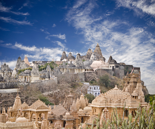La colina de Palitana en India y sus mil templos La colina de Palitana en India y sus mil templos