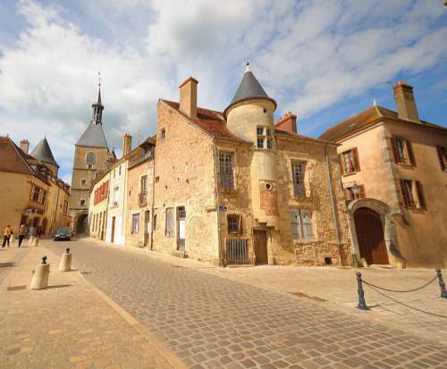 Avallon, una joya medieval en el corazón de Francia