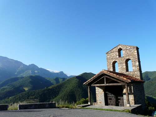 Ermita de San Miguel en Liébana