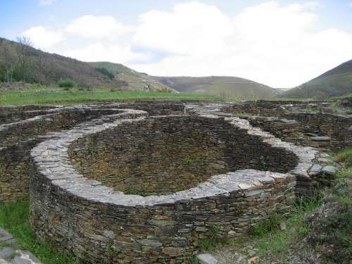 Castro de Cervantes en los Ancares