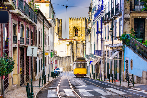 Recorremos las 8 calles más bonitas de Lisboa