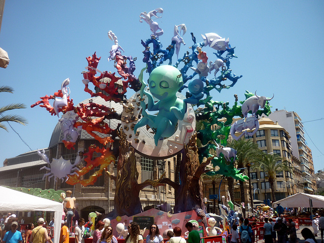 Hoguera de San Juan en Alicante