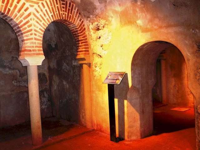 Baños árabes en Segura de la Sierra