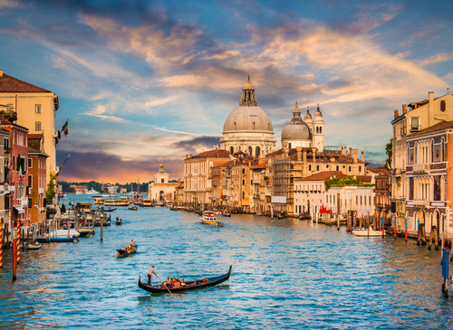 Vista desde el Puente de la Academia de Venecia