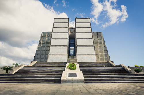 Faro a Colón en Santo Domingo
