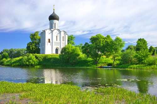 Iglesia de la Intercesión en el Anillo de Oro de Rusia