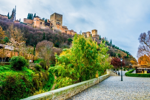 La Alhambra desde el Darro