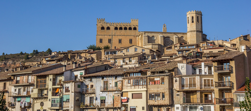 Castillo e iglesia deValderrobres