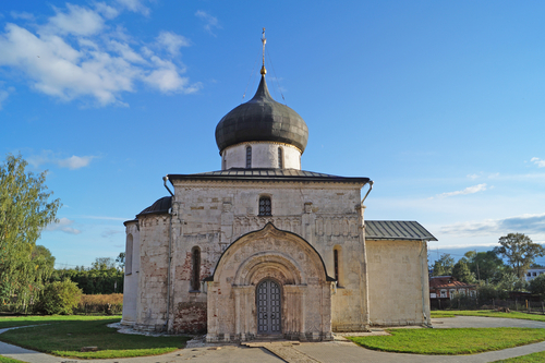 Catedral de San Yuri en el Anillo de Oro de Rusia