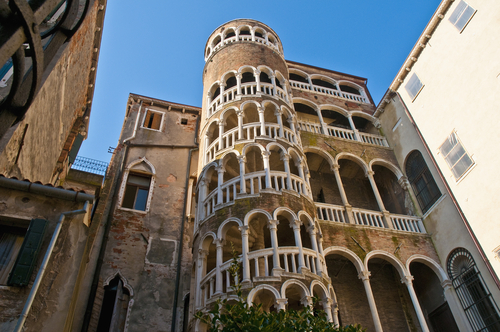 Palacio Contarini del Bovolo en Venecia