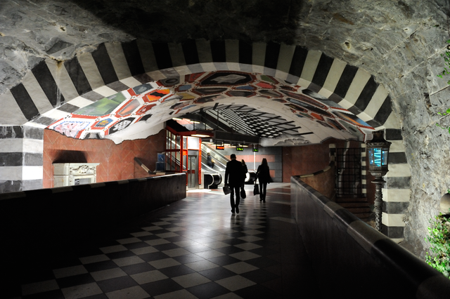 Kungstradgarden en el metro de Estocolmo