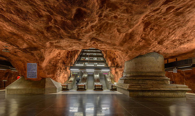 Radhuset en el metro de Estocolmo