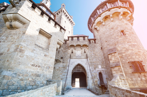 Acceso a Burg Kreuzenstein