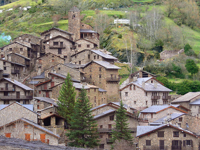 Os de Civis es uno de los pueblos más escondidos