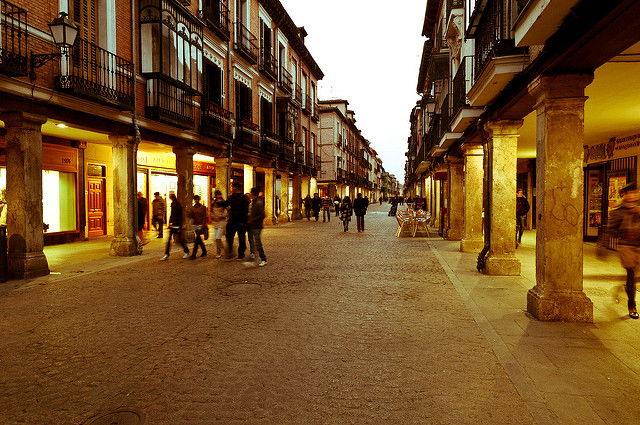 Calle Mayor de Alcalá deHenares
