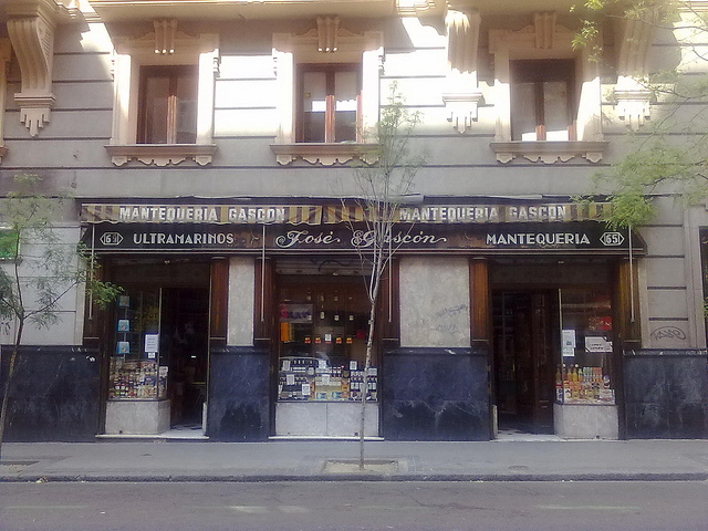 Mantequería Gascón en la calle Zurbano
