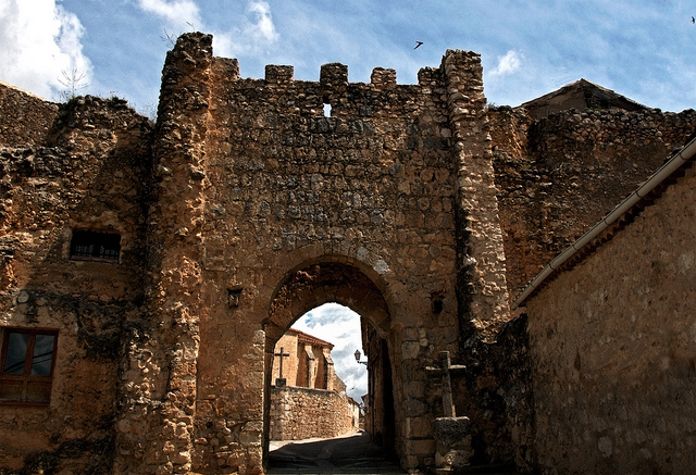 Puerta dela Villa de Maderuelo