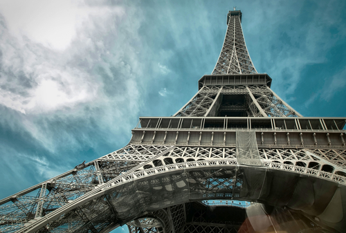 Torre Eiffel vista desde la base