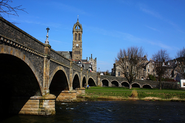 Peebles, pueblo que muestra el encanto de Escocia