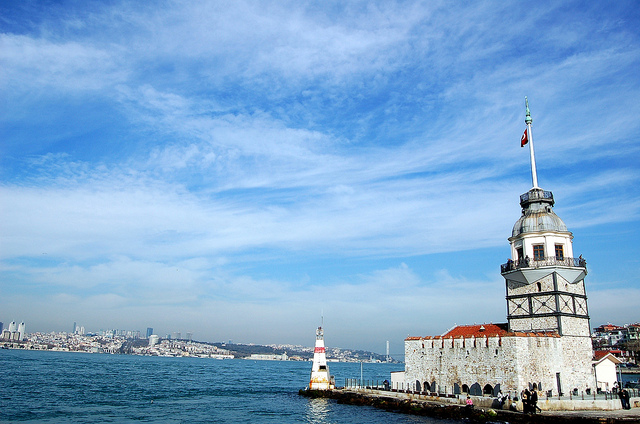 Torre de la doncella uno de los faros del mundo más bellos