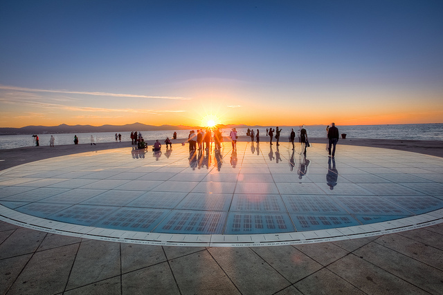 Saludos al sol de Zadar, uno deloslugares que hay que ver en Croacia