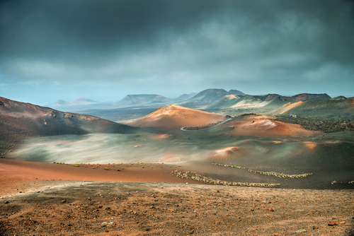 Timanfaya uno de los paisajes españoles más increíbles