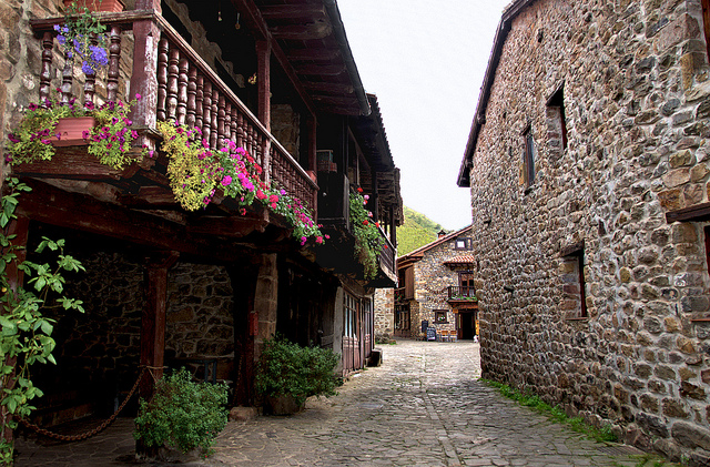 Bárcena Mayor, disfrutamos de todo el encanto de Cantabria