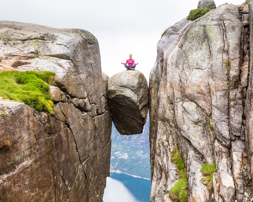 kjerag, uno de lso rincones de Noruega mas increíbles