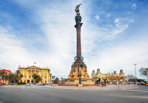 Monumento a Colón en las Ramblas de Barcelona