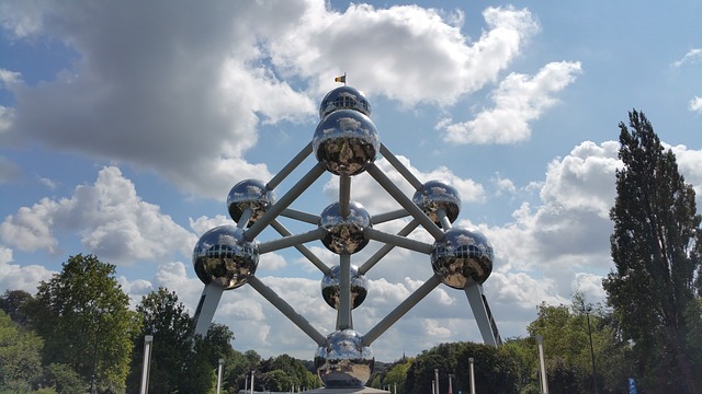 Atomium, uno de los lugares que ver en Bruselas