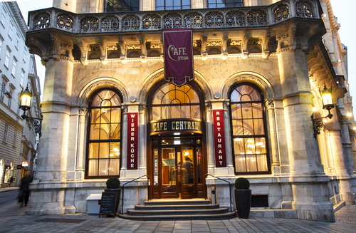 Café Central, uno de los lugares que ver en Viena