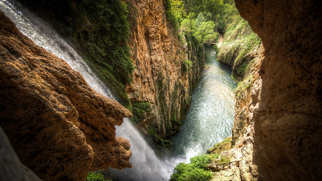 Cascada en el Parque Natural del Monasterio de Piedra