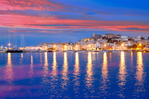 Ibiza, uno de nuestros rincones favoritos para una noche romántica